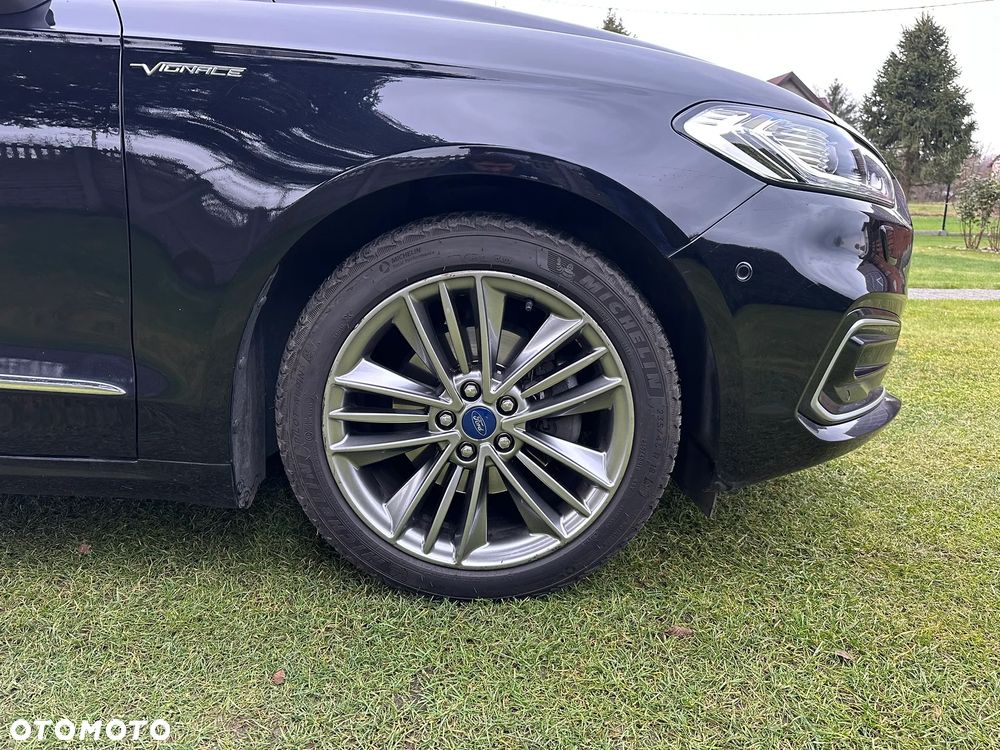 Ford Mondeo 2.0 Hybrid Vignale - 9