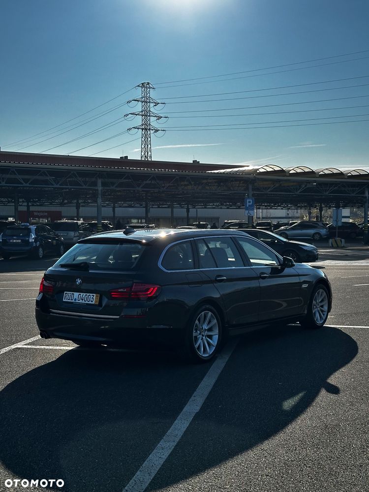 BMW Seria 5 520d Touring Luxury Line - 5