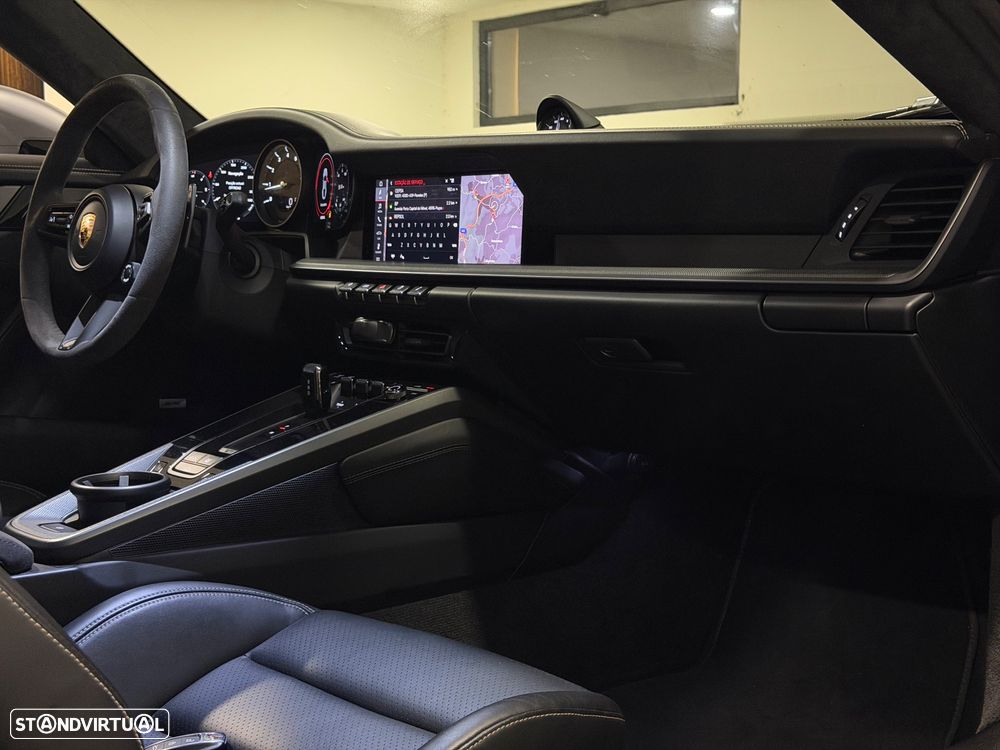 Porsche 911 (992) Carrera 4S PDK - 25