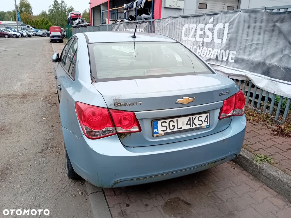 *CHEVROLET CRUZE* Samochód na części - 3