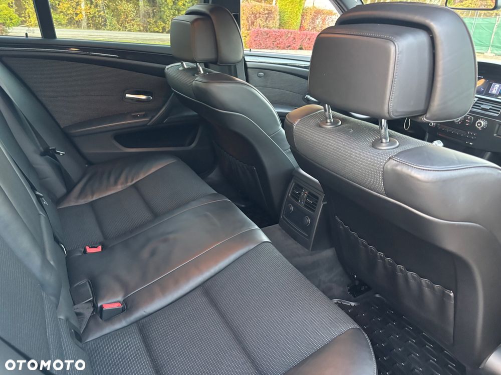 BMW Seria 5 530d Edition Exclusive - 23