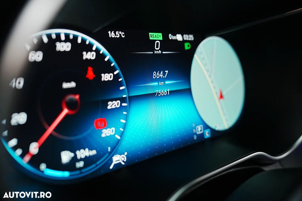 Mercedes-Benz GLC Coupe 300 e 4Matic 9G-TRONIC AMG Line Plus - 36