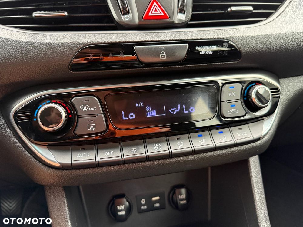Hyundai i30 1.0 T-GDI YES!+ - 34