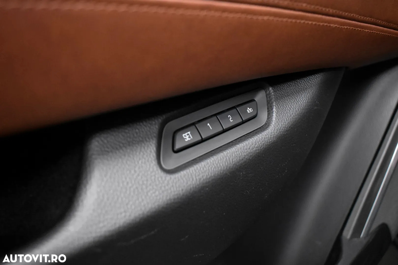 Cadillac Escalade 6.2 V8 Platinum - 25
