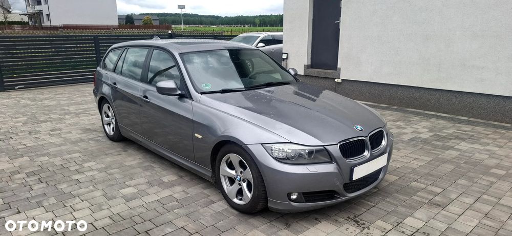 BMW Seria 3 320d Efficient Dynamics Edition Edition Luxury Line Purity - 2