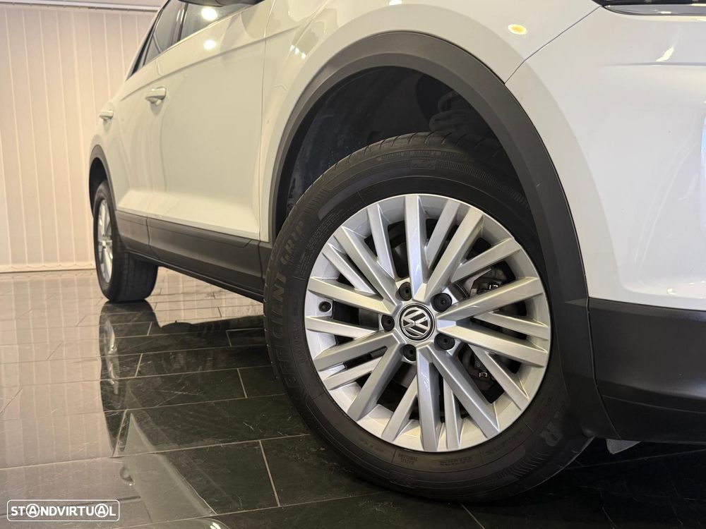 Volkswagen T-Roc 1.5 TSI Style — fotografia 26