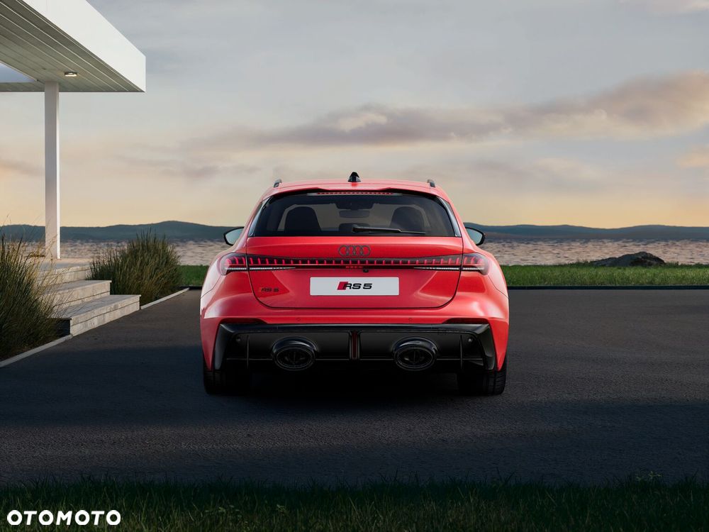 Audi RS5 Avant - 2