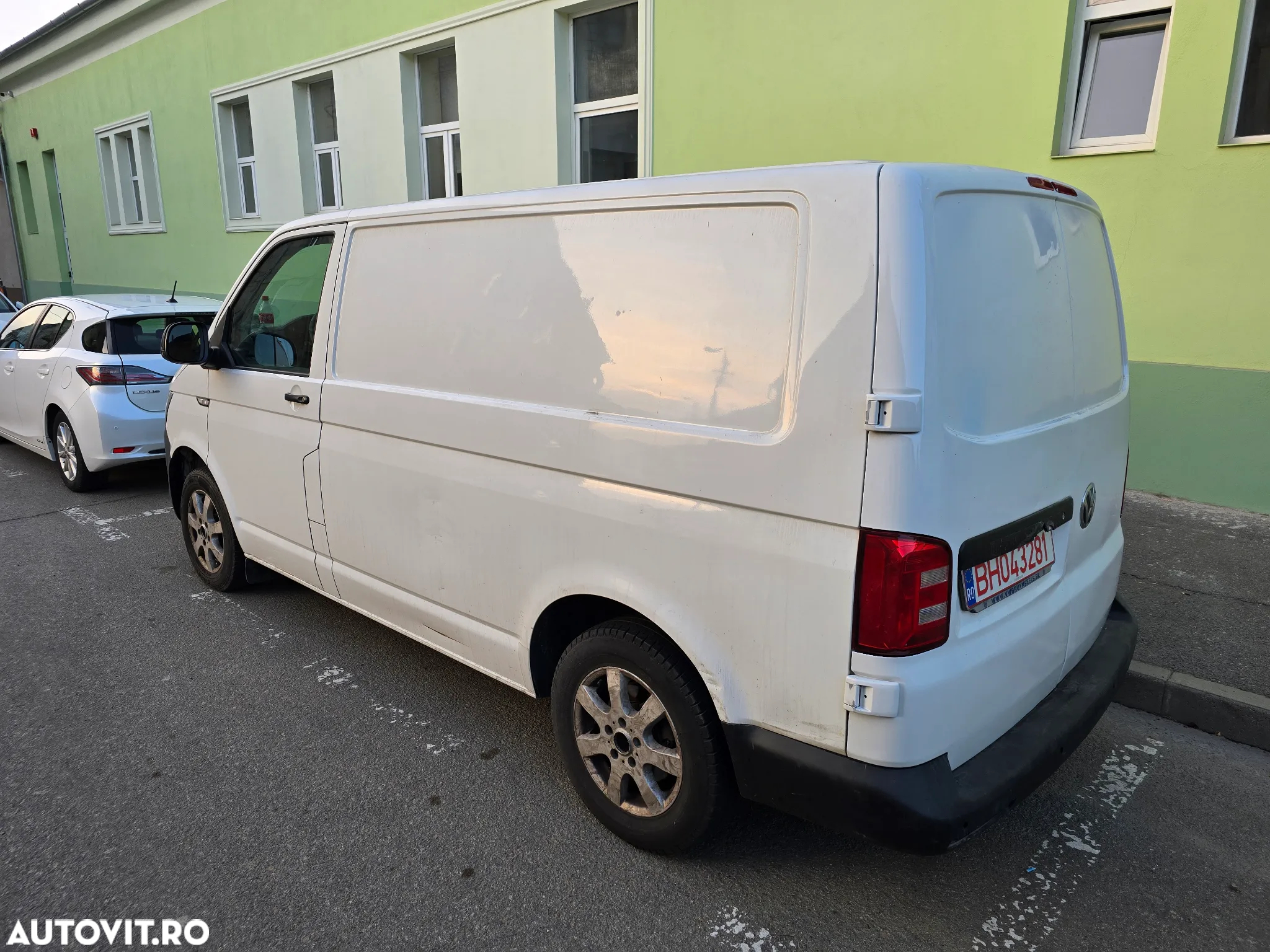 Volkswagen Transporter - 13