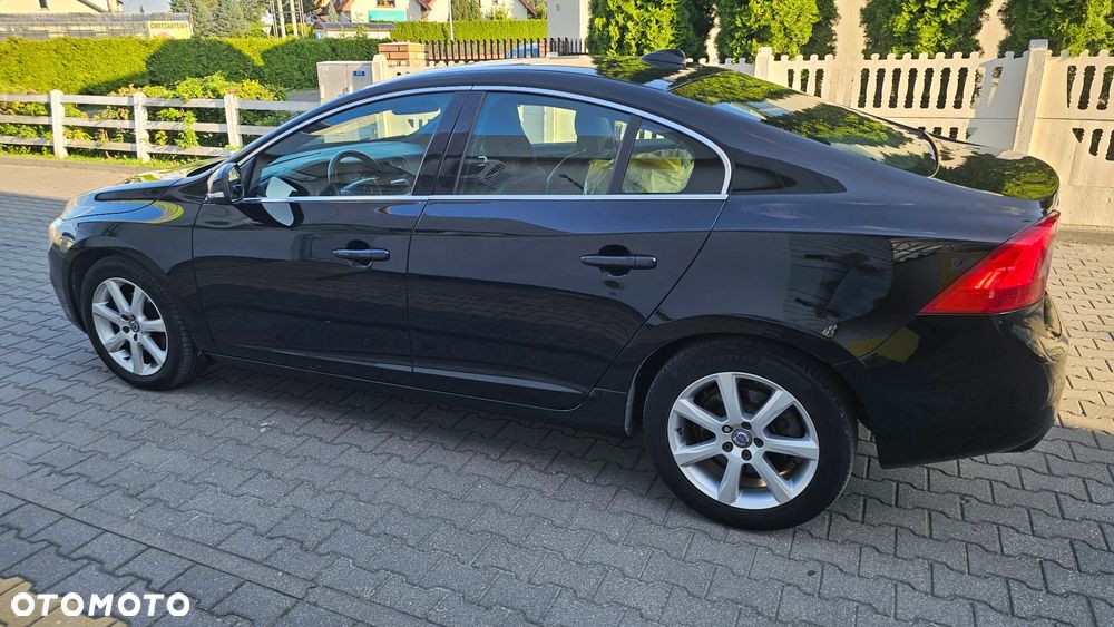 Volvo S60 D3 Drive-E Summum - 6