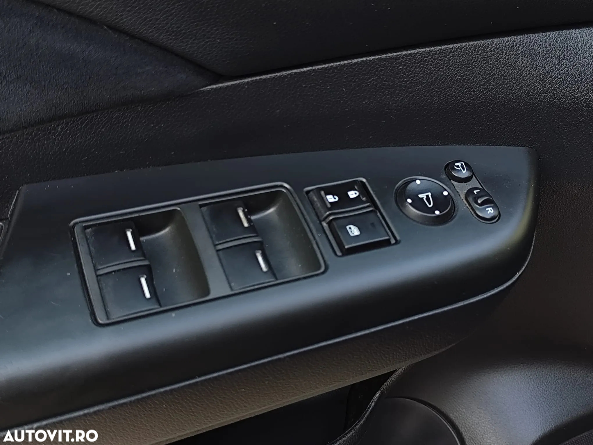 Honda CR-V - 14