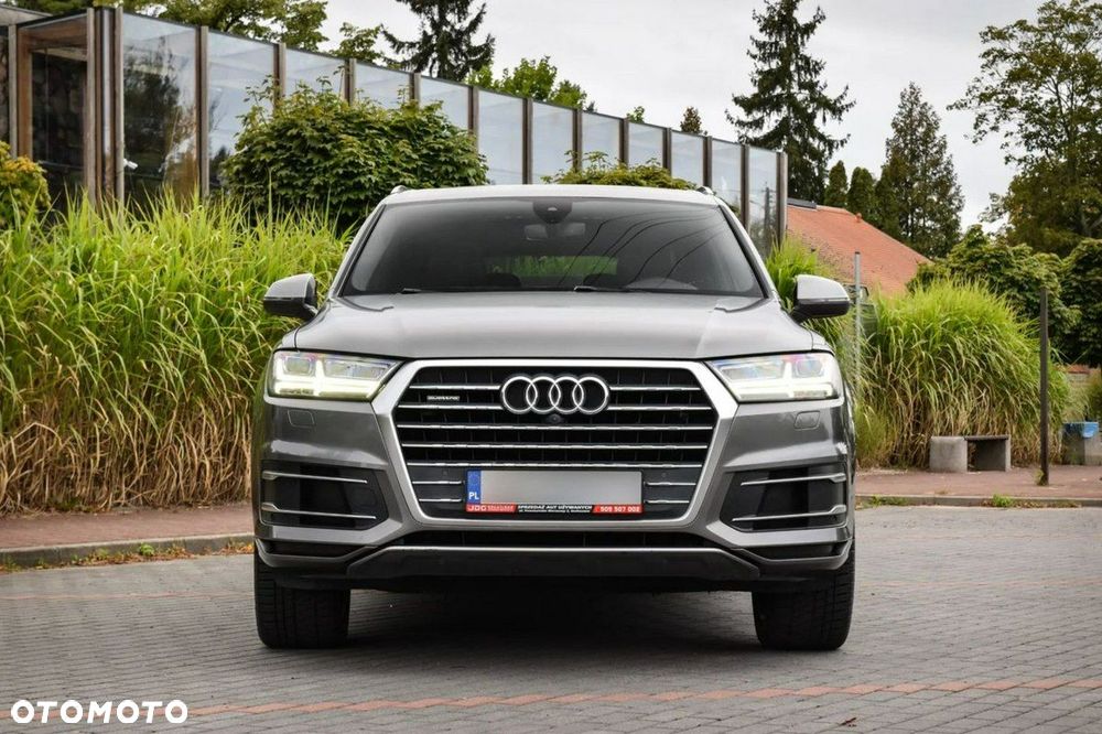 Audi Q7 - 7