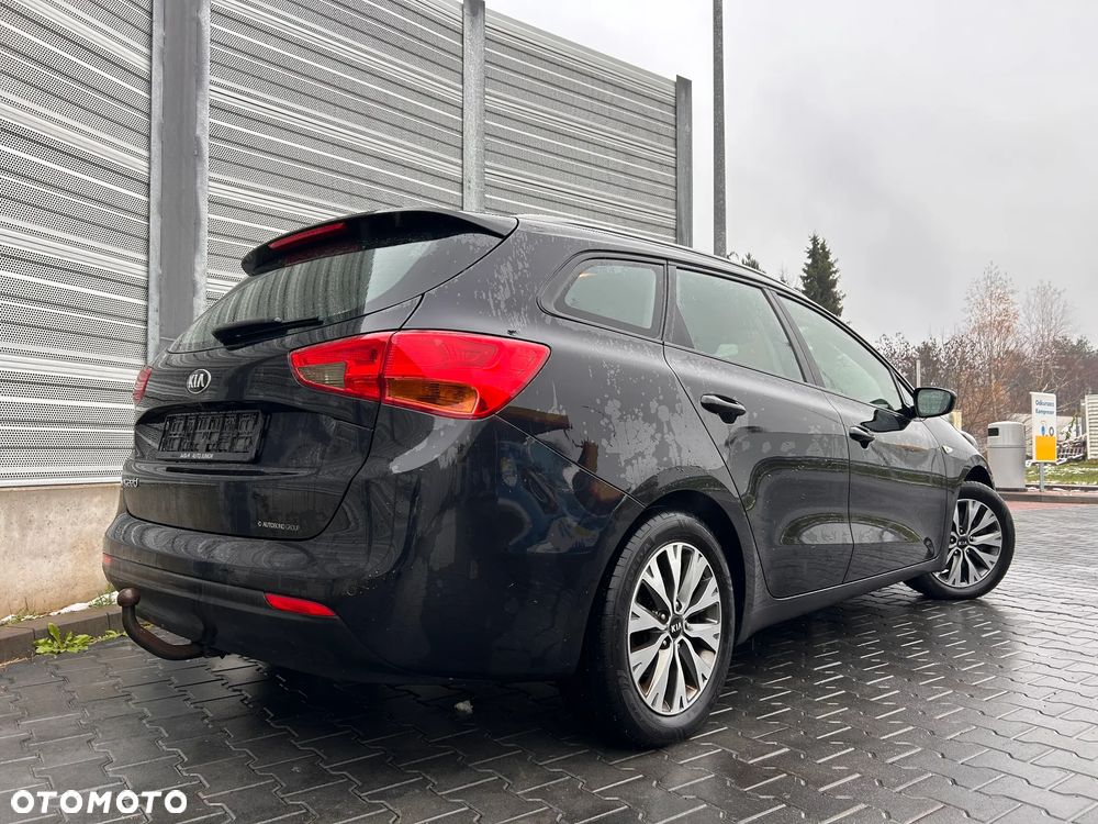Kia Ceed 1.6 GDI Dream-Team Edition - 8