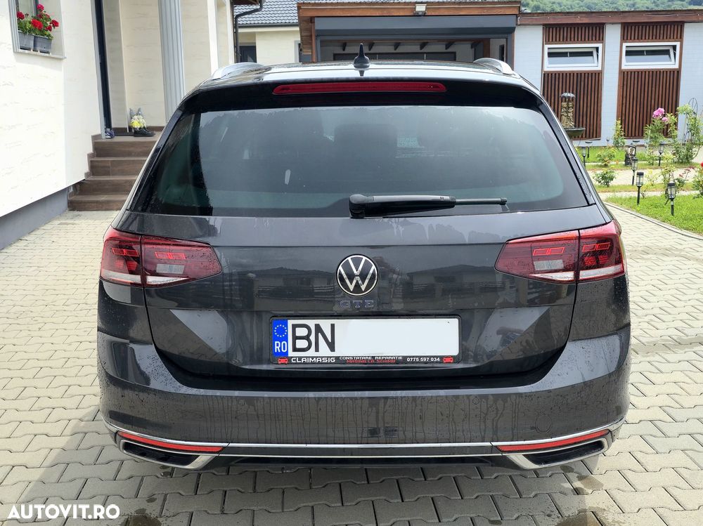 Volkswagen Passat - 5