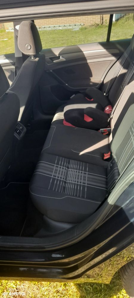 Volkswagen Golf Variant 2.0 TDI BlueMotion Technology Lounge - 10