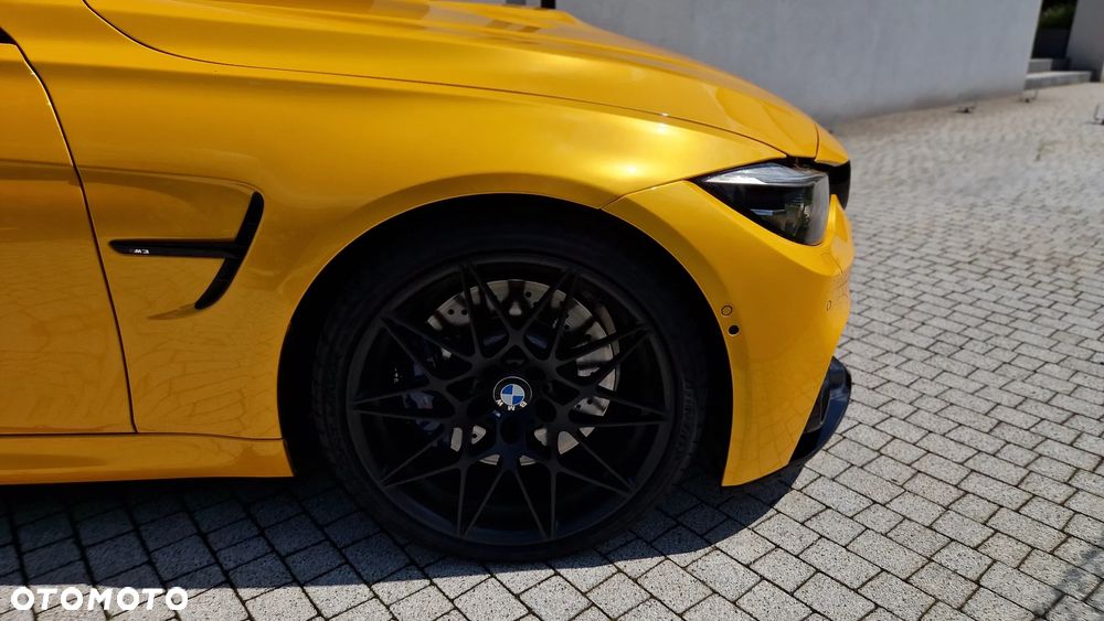BMW M3 DKG Competition - 4