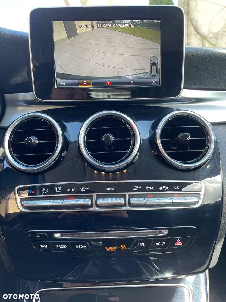 Mercedes-Benz Klasa C - 32