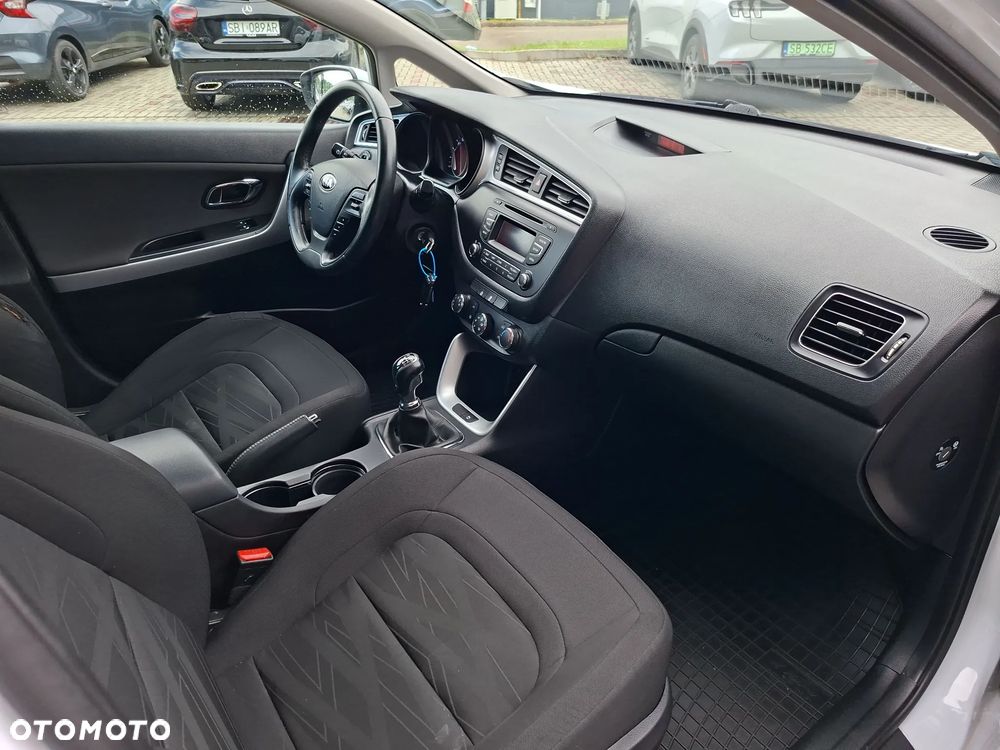 Kia Ceed 1.4 S - 30