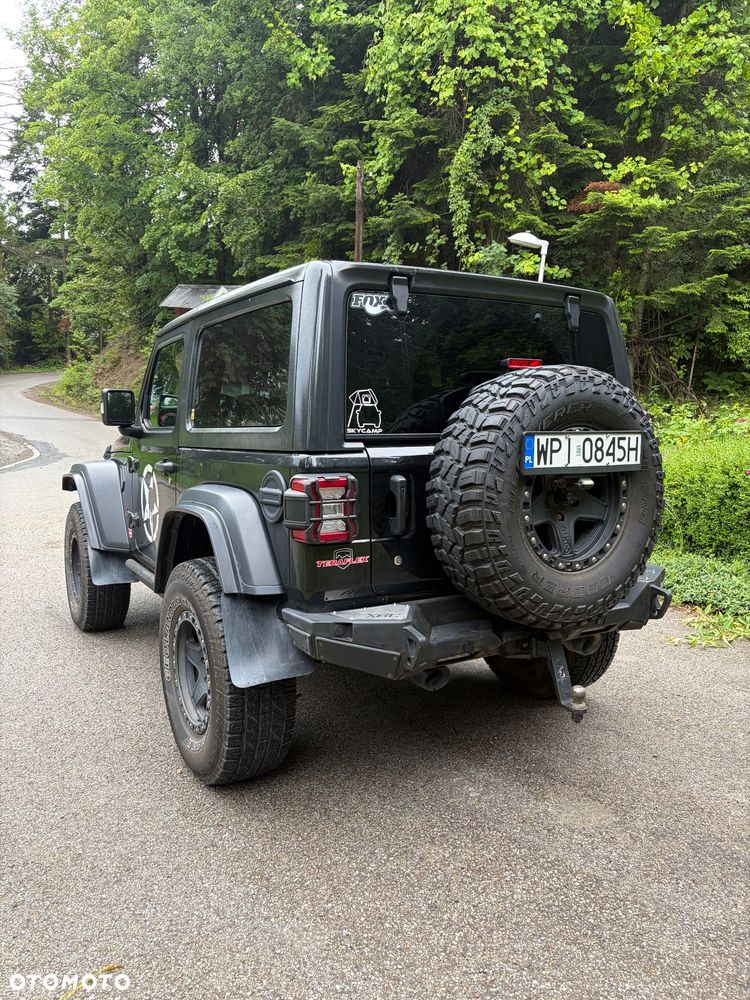 Jeep Wrangler - 5