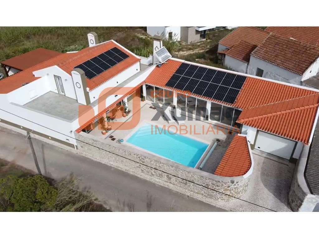 Singular e Fabulosa Moradia T3+1 com piscina, perto do mar!! - Grande imagem: 2/60