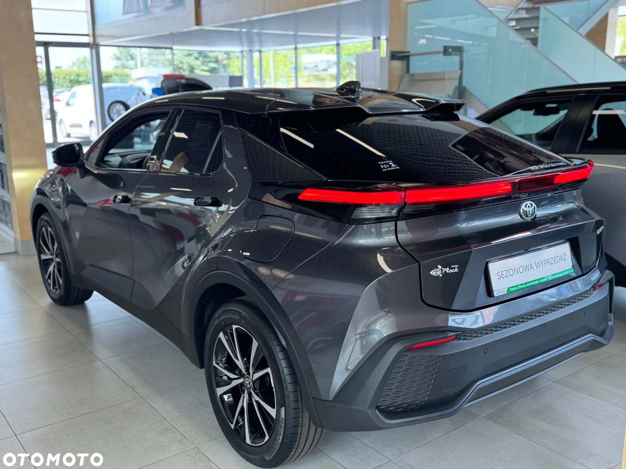 Toyota C-HR 2.0 PHEV Dynamic Force Style - 6