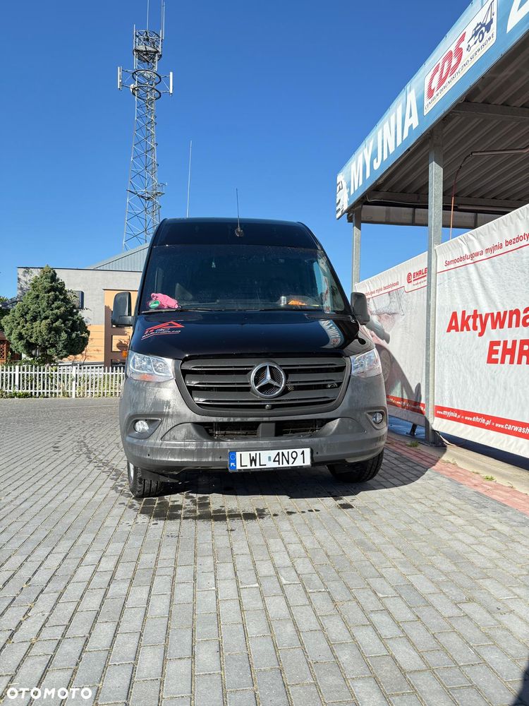 Mercedes-Benz Sprinter - 2