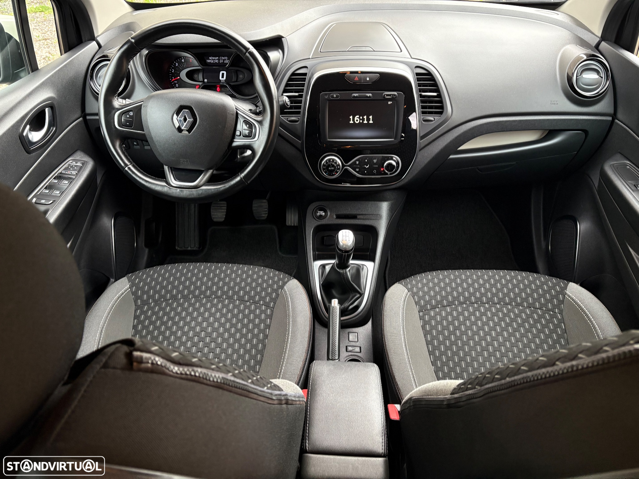 Renault Captur 1.5 dCi Exclusive - 12