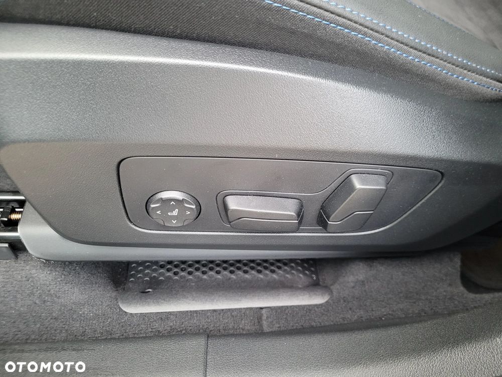 BMW X1 xDrive23i M Sportpaket - 15