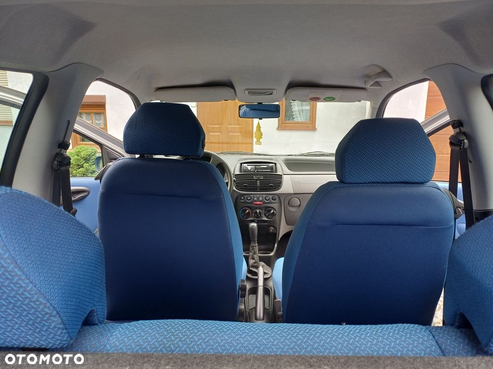 Fiat Punto - 2