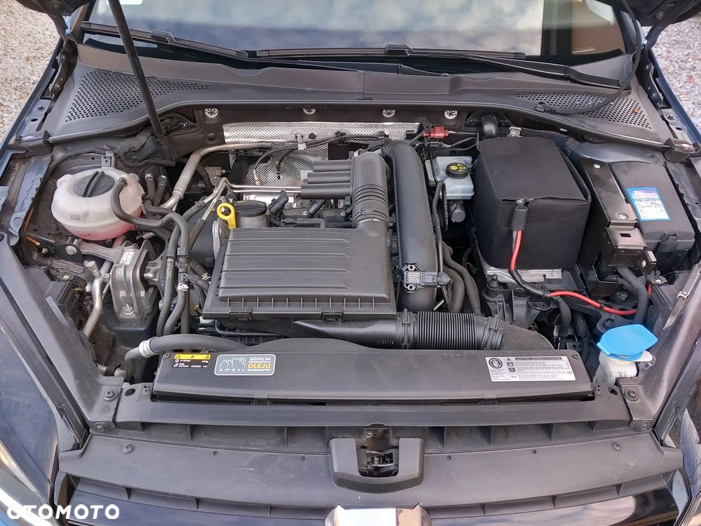 Volkswagen Golf 1.4 TSI BMT Highline - 14