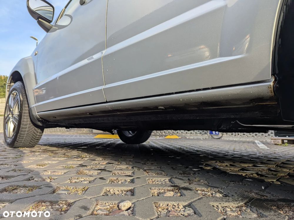Dodge Caliber 2.0 SE - 12