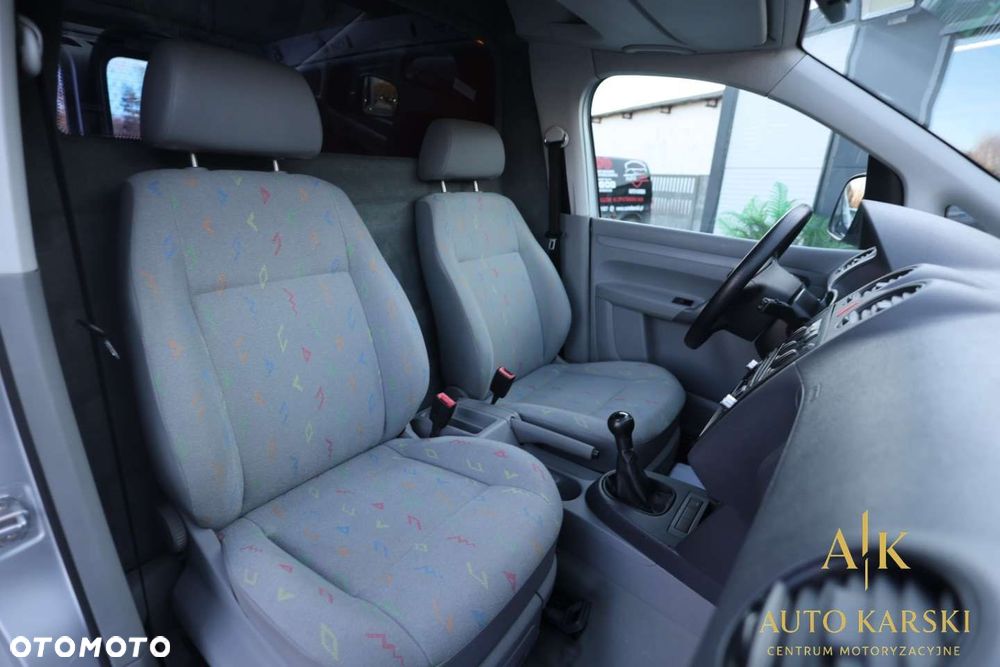 Volkswagen Caddy - 29