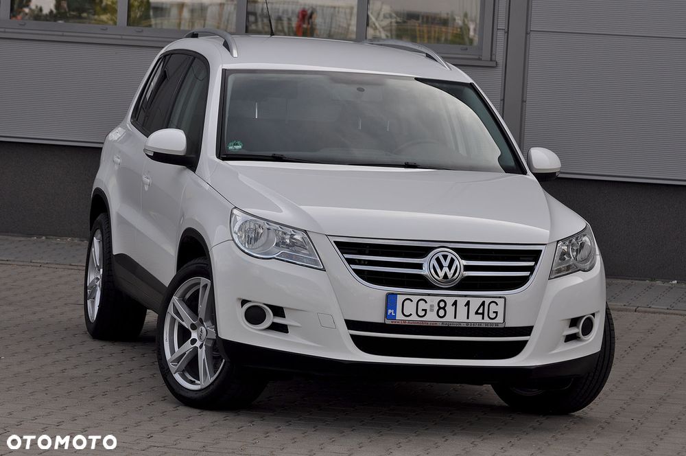 Volkswagen Tiguan 2.0 TDI DPF BlueMotion Technology Sport & Style - 26