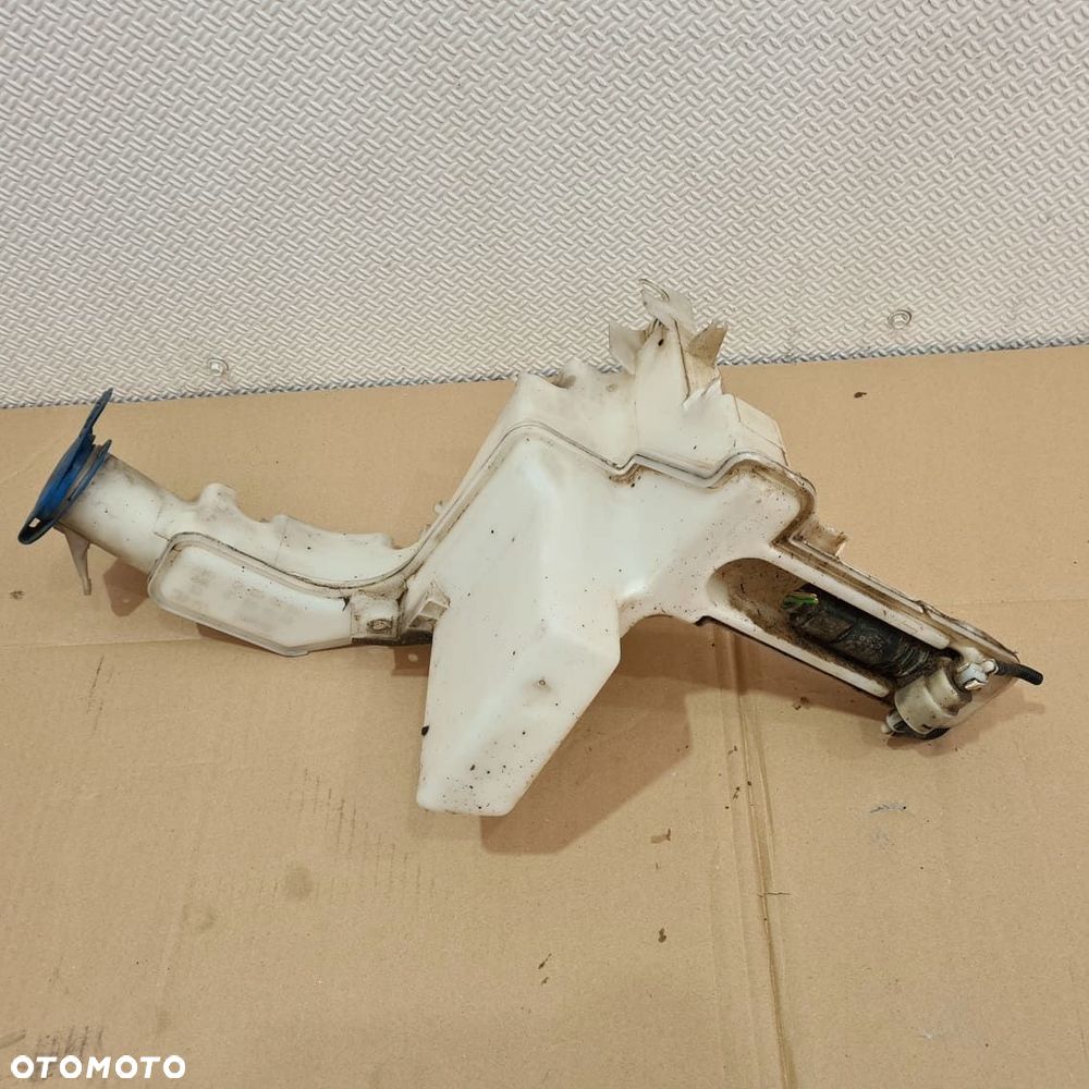 vw passat b6 zbiornik spryskiwaczy kompletny - 4