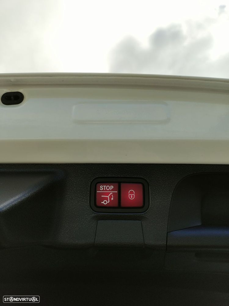 Mercedes-Benz CLA 180 d Shooting Brake AMG Line Aut. - 34