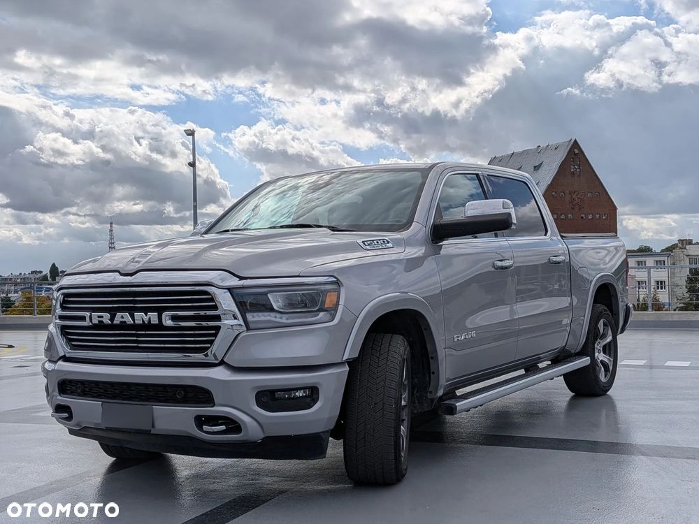RAM 1500 5.7 Crew Cab Laramie - 1