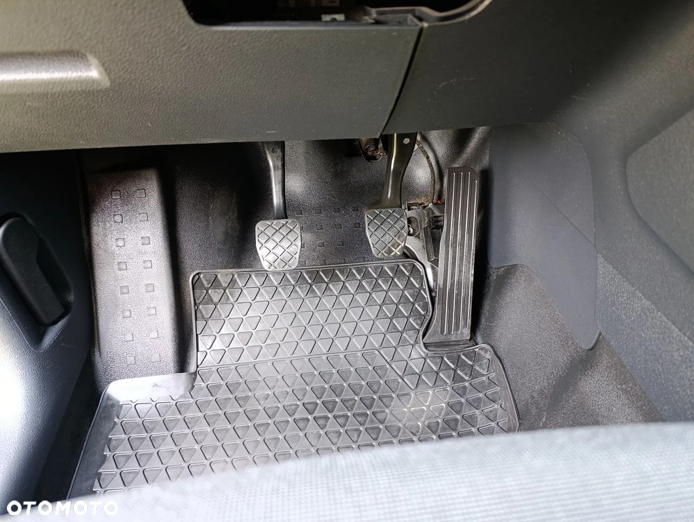 Volkswagen Caddy - 16