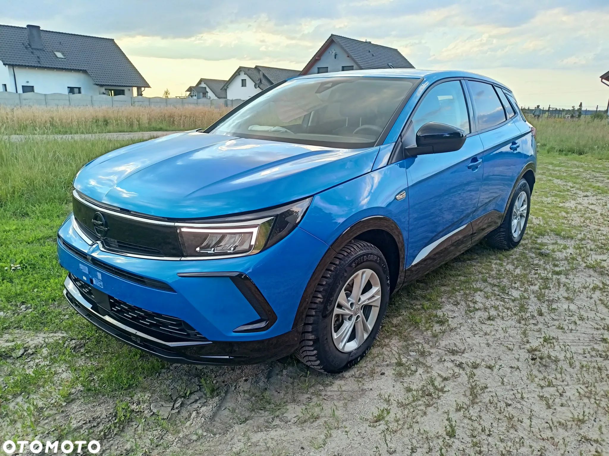 Opel Grandland 1.2 DI Automatik Business Edition - 1