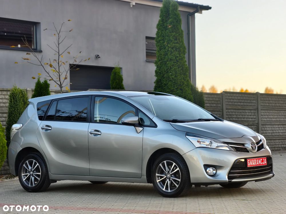 Toyota Verso 1.8 7-Sitzer Skyview Edition - 34