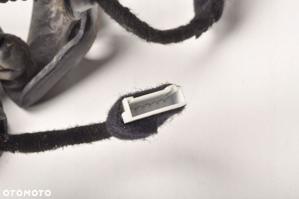 BMW X1 F48 SIŁOWNIKI TELESKOPY KLAPY KOMPLET - 4