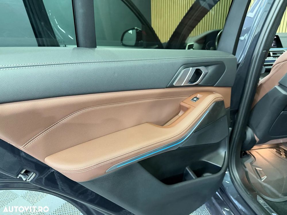 BMW X5 - 12