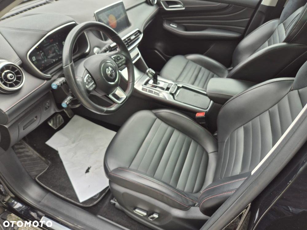 MG HS PHEV Luxury - 13