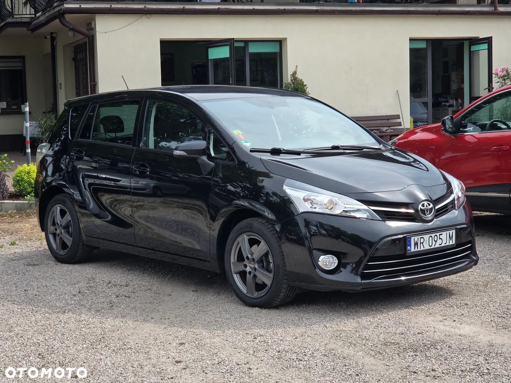 Toyota Verso 1.8 Premium - 6