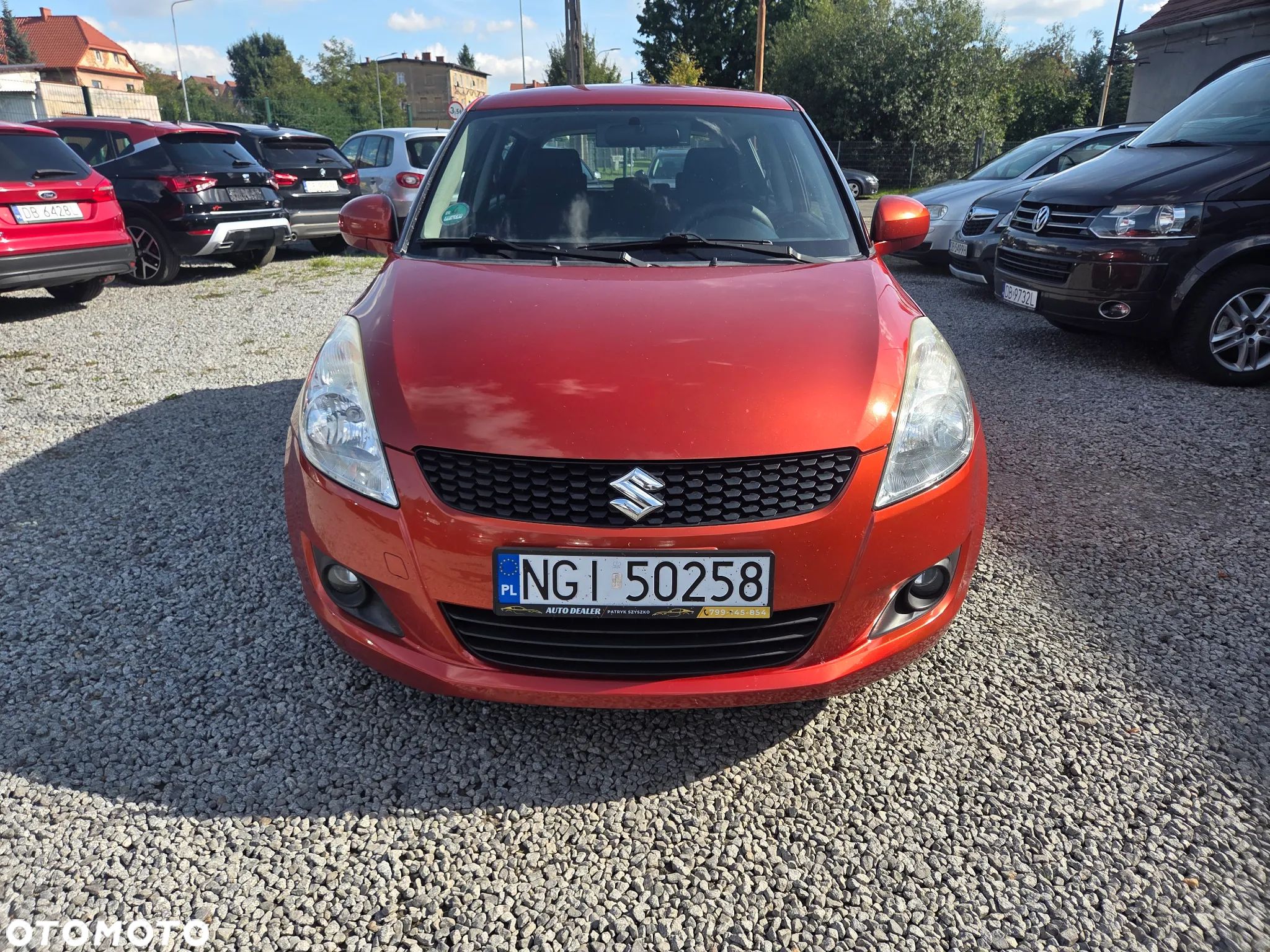 Suzuki Swift 1.2 Premium - 1