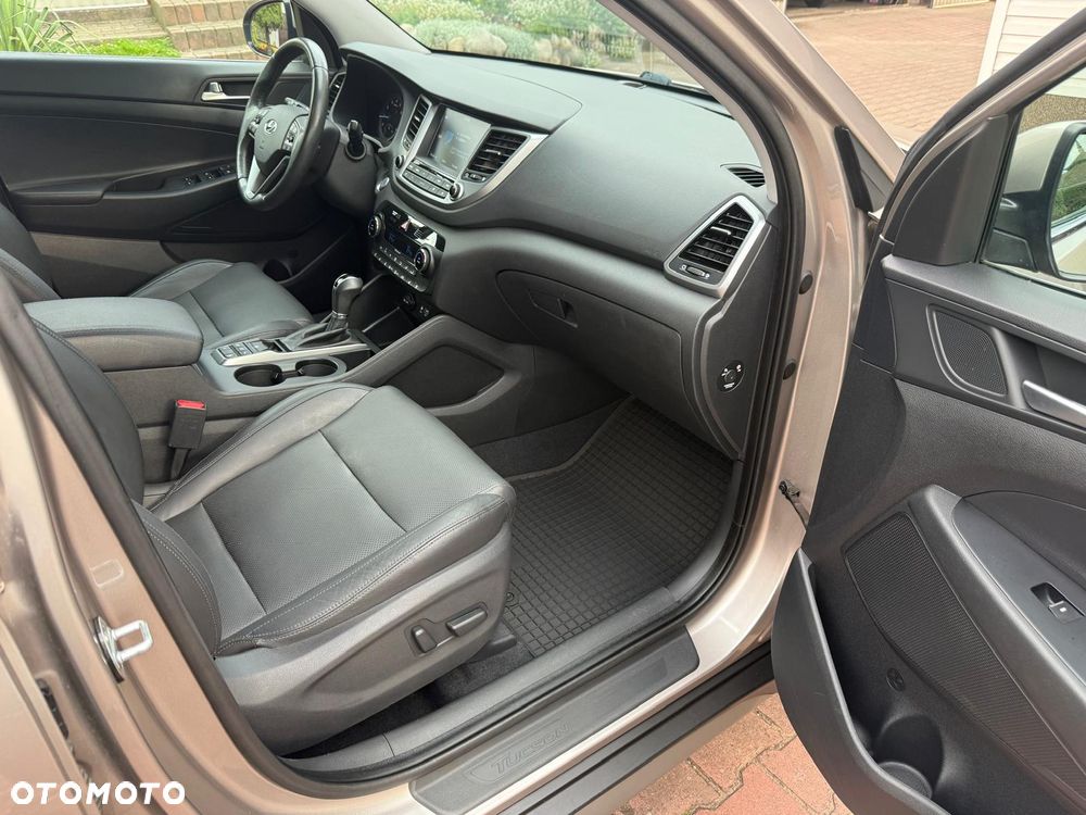 Hyundai Tucson 1.6 Turbo 4WD DCT Premium - 32