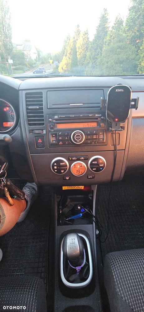 Nissan Tiida 1.6 Acenta - 8