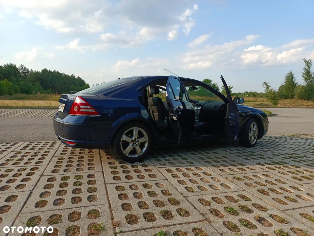 Ford Mondeo - 14