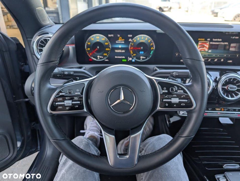 Mercedes-Benz CLA - 15