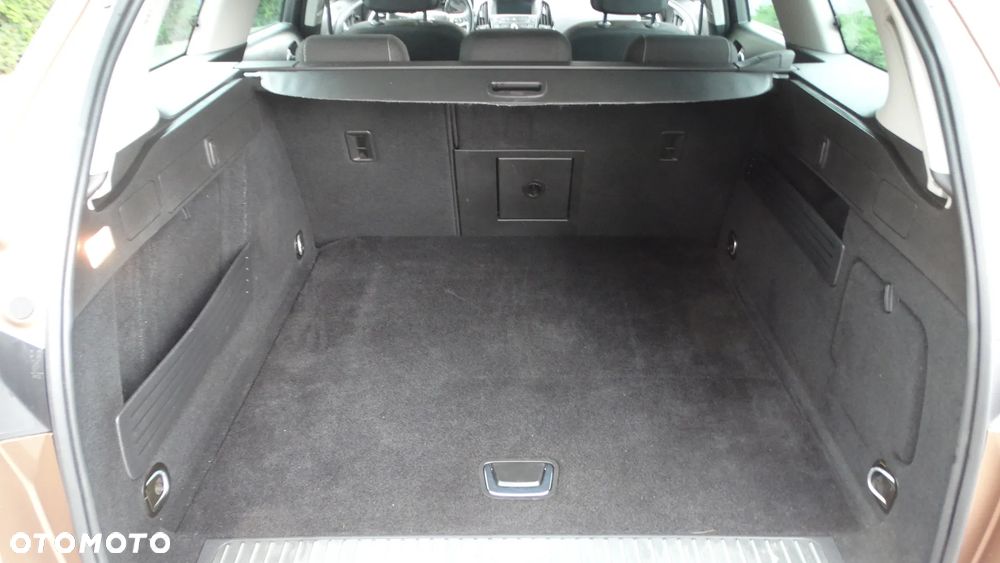 Opel Astra 1.4 T Cosmo S&S - 14