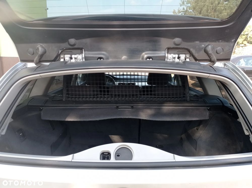 UWAGA ! AUTO W CAŁOŚCI 2008 BMW 3 E91 325i 218ps R6 AUTOMAT KLIMATRONIC XENON ALU MALE KM SERW SKÓRY I WLAS ZAREJ PL - 12