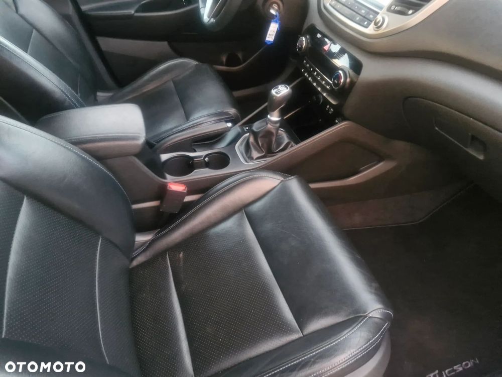Hyundai Tucson - 28